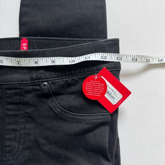 Spanx Vintage Black Distressed Skinny Jeans Size
20213R X-Small NWT - Picture 7 of 9